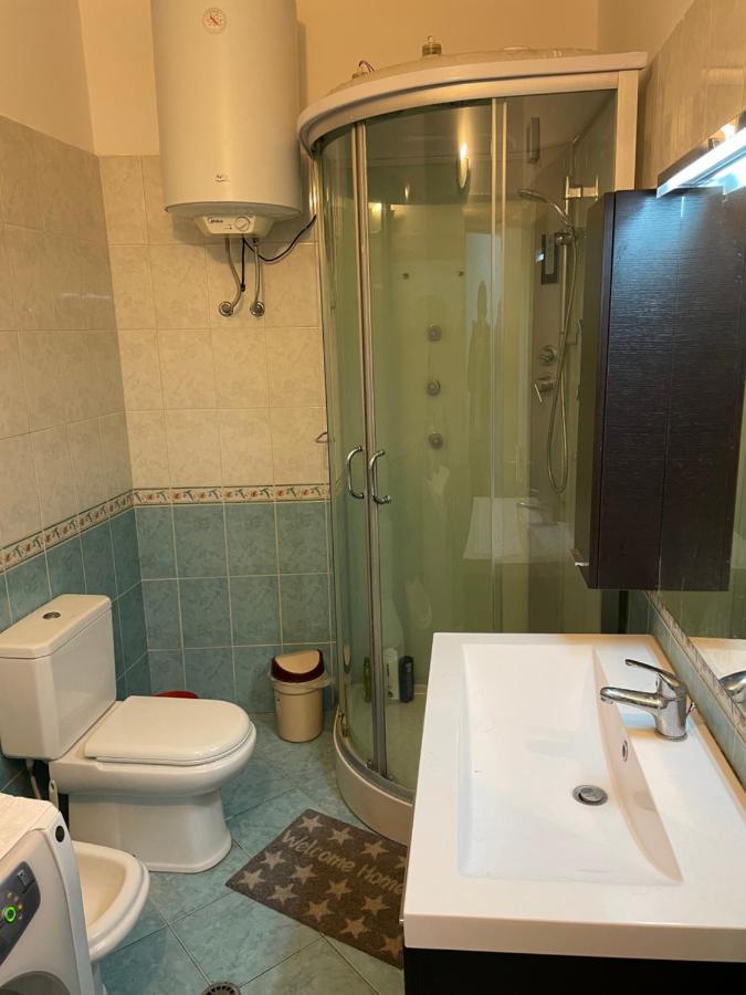Appartamento Bella Vista Durrës Exteriör bild